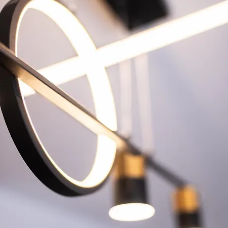 Enchantress'apartment Designed By Cm 塞莱斯塔