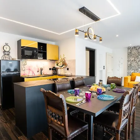 Apartman Enchantress'apartment Designed By Cm Sélestat