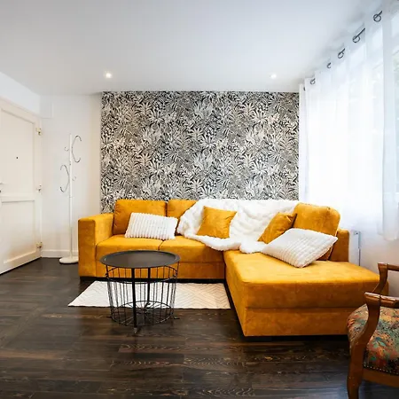 Enchantress'apartment Designed By Cm