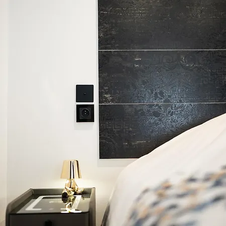 Apartman Enchantress'apartment Designed By Cm