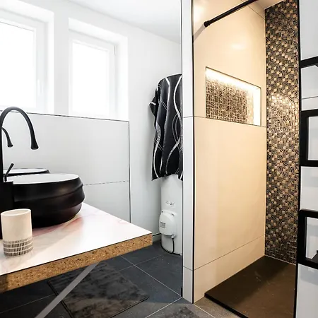 Appartement Enchantress'apartment Designed By Cm *