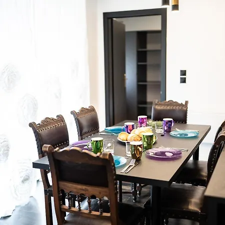 Enchantress'apartment Designed By Cm *