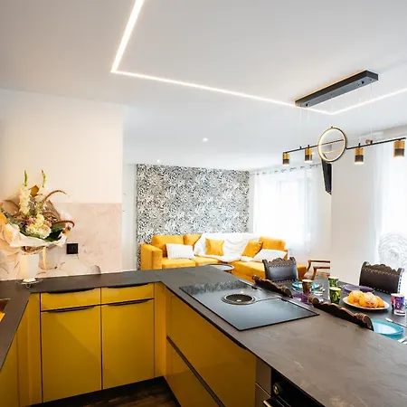 Enchantress'apartment Designed By Cm