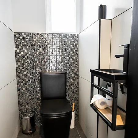 Enchantress'apartment Designed By Cm