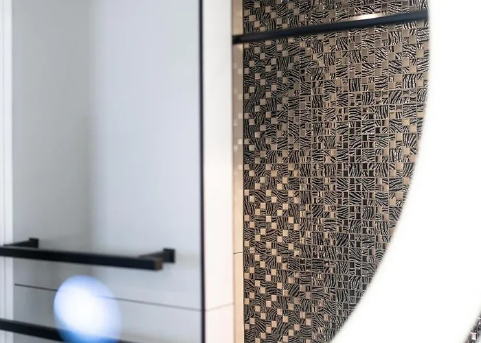Enchantress'apartment Designed By Cm Appartamento