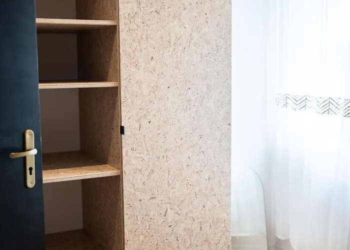 Enchantress'apartment Designed By Cm Appartamento
